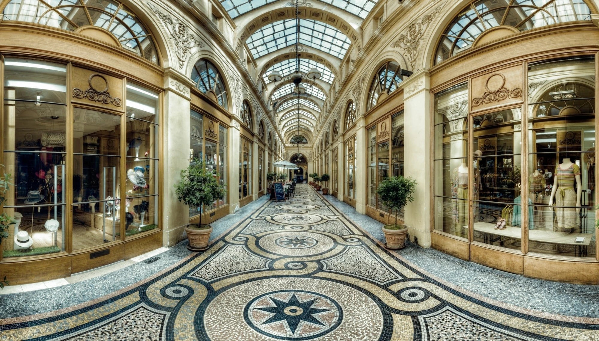 Visite guidée des Passages Couverts de Paris 📸  - Dimanche 26 Juillet