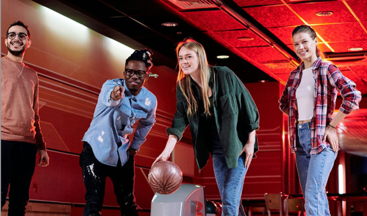 🎳 Soirée Bowling Samedi 4 Juillet 20h